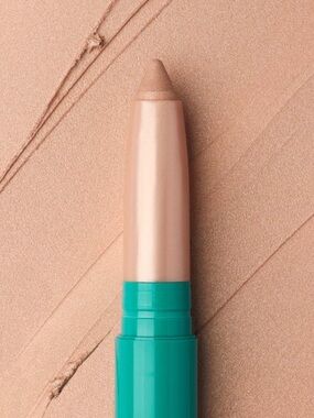 Brilliant Eye Brightener  Pencil - in Stella- champagne shimmer